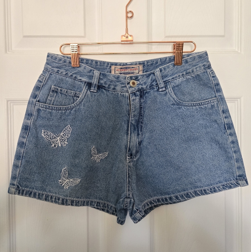 Vintage Women's Blue Denim Shorts with Butterfly Embroidery Size 9